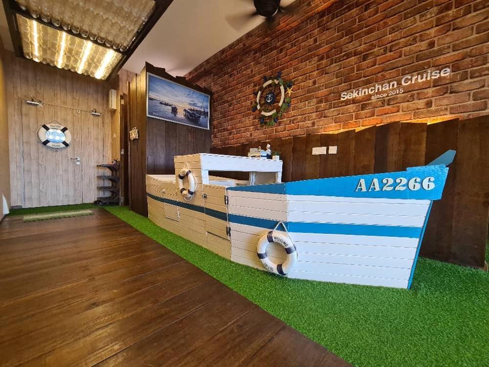 Sekinchan Paddycruise Homestay Wifi Bagian luar foto